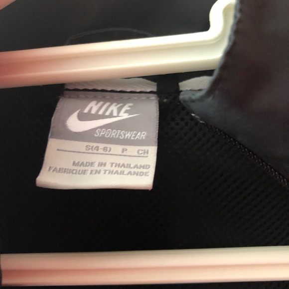 Nike jacket - Picture 4 of 4